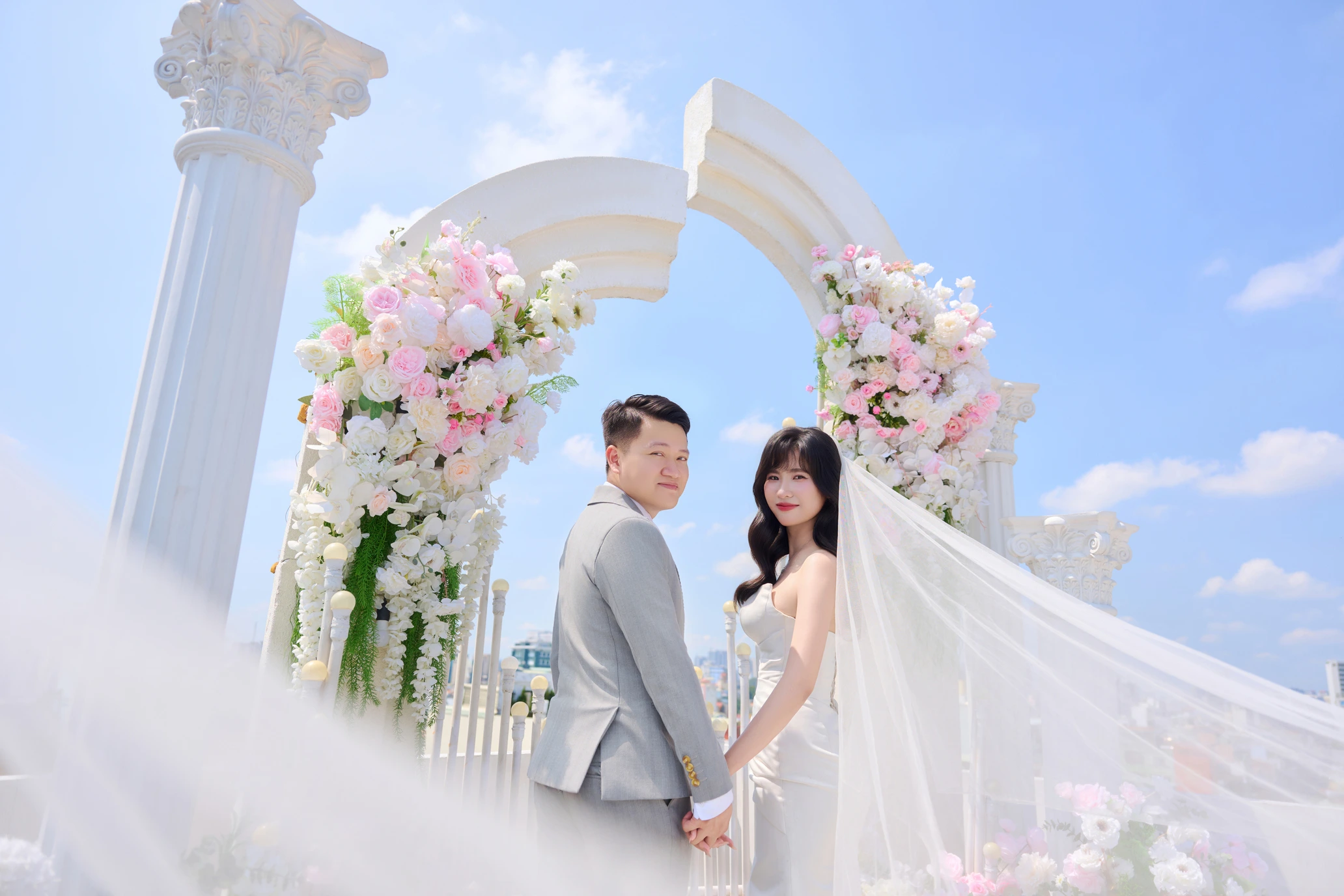 groom-brige-img